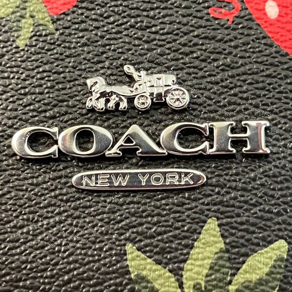 NWOT Coach Payton Hobo Bag in Black w/ Strawberry Print - Picture 4 of 5